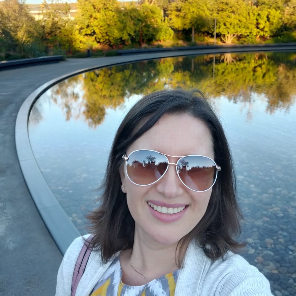 Meet your Posher, Albina